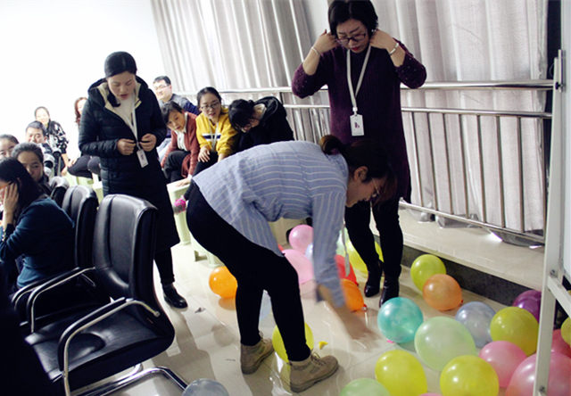 小PARTY大快乐|陕西绿馨举办员工快乐大会暨集体生日会(图12)