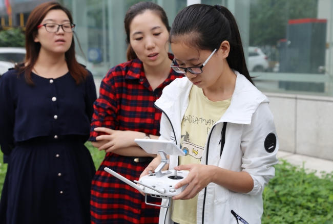 绿馨水保技术部开展无人机操作培训(图5) 绿馨水保技术部开展无人机操作培训(图5)
